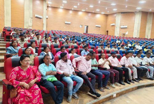 अवर निरीक्षक मद्यनिषेध भर्ती लिखित परीक्षा को लेकर डीएम एवं एसएसपी ने अधिकारियों को किया ब्रीफ